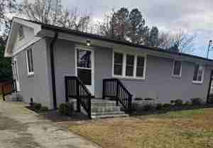 732 Elvie Street South - Photo 1 of 1