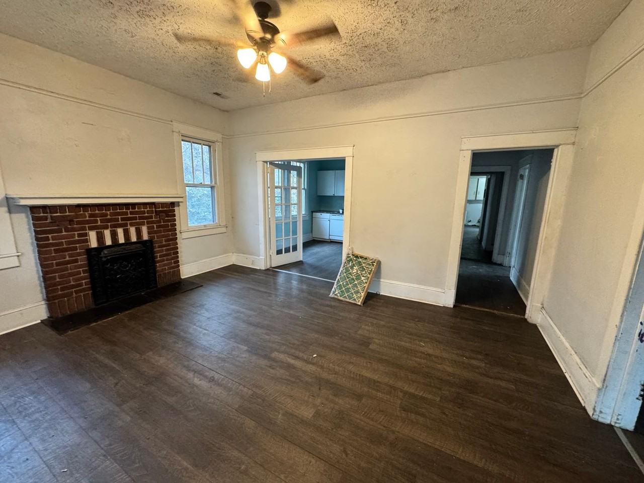 1004 Fallston Road - Photo 3 of 38