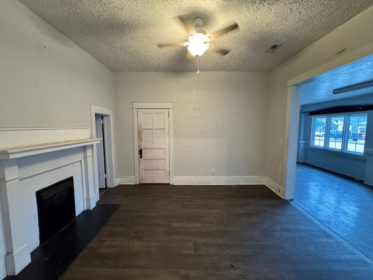 1004 Fallston Road - Photo 6 of 38