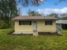 1219 Crest Drive Southeast - Photo 1 of 1