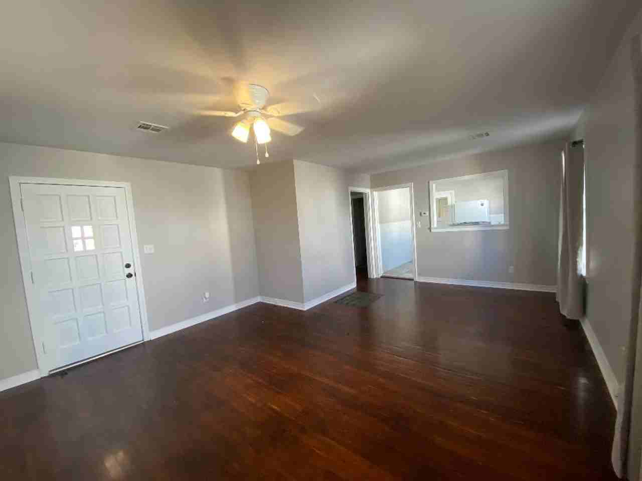 1618 South Monroe Street - Photo 3 of 11