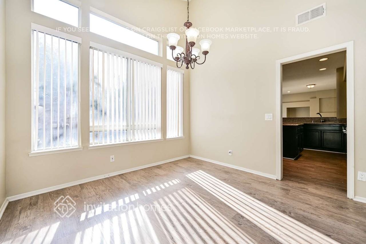 3112 Fulham Ct - Photo 5 of 18