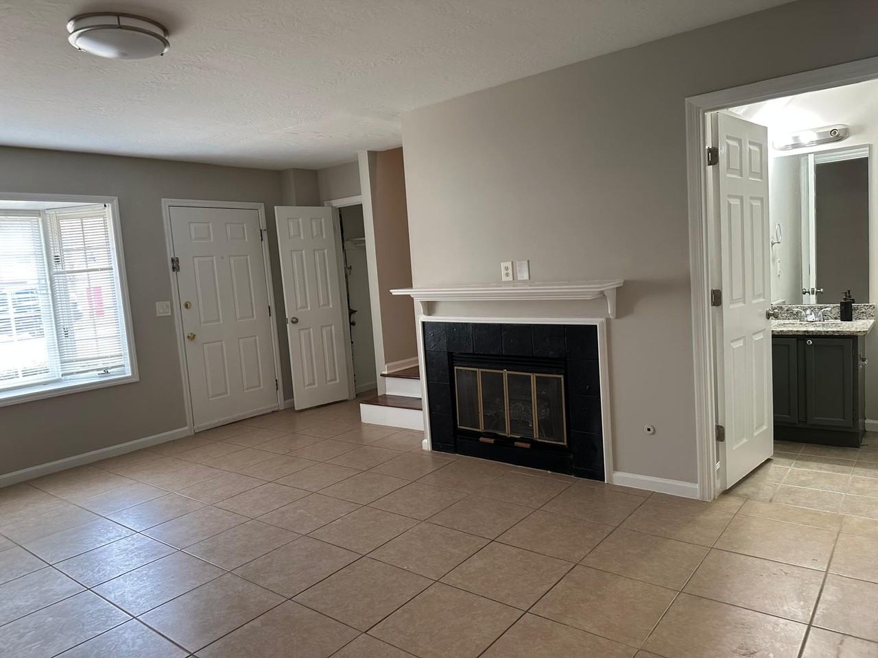 199 Holcomb Ferry Road - Photo 3 of 19