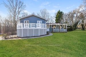 featured image of 4964 Pebblebrook Dr