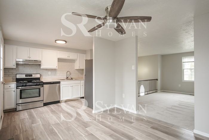 3163 Bradbury Dr - Photo 5 of 15