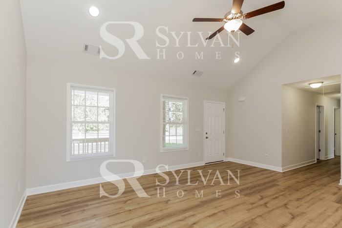 188 Washington Street - Photo 3 of 15