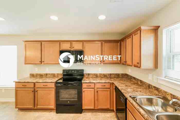 587 Kincaid Cove Ln - Photo 6 of 16