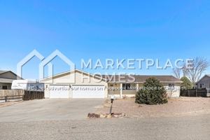 featured image of 147 South Golfwood Drive West