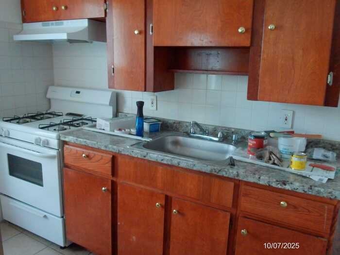 26060 Clancy Street - Photo 6 of 11