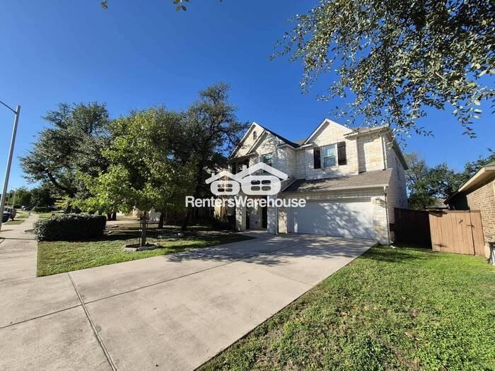 13808 Camp Comfort Ln - Photo 2 of 30