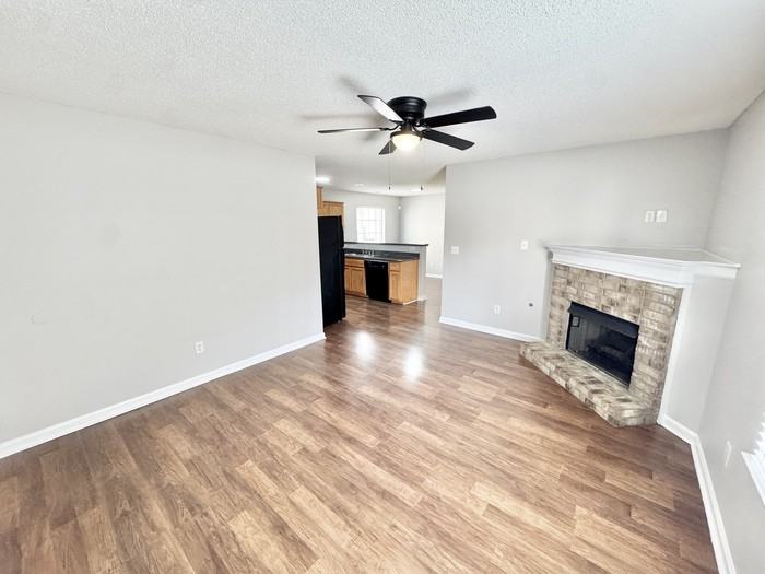 10095 Nolton Cir - Photo 3 of 22