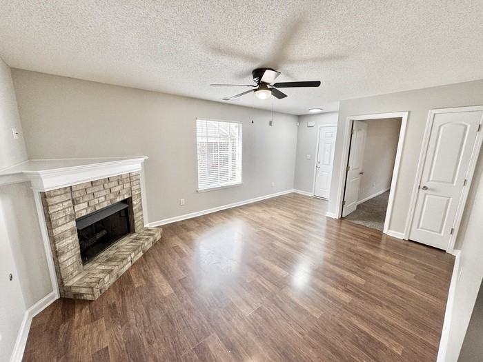 10095 Nolton Cir - Photo 4 of 22