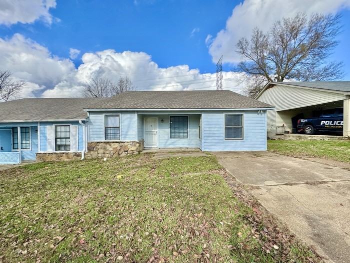 6506 Wimble Rd - Photo 2 of 17