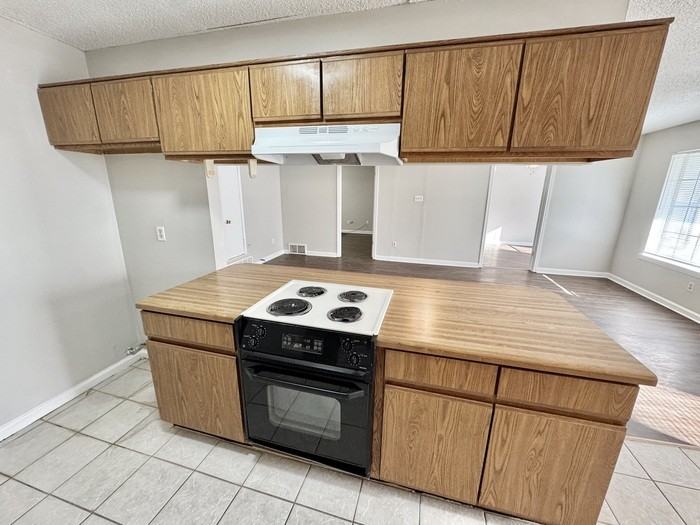 6506 Wimble Rd - Photo 7 of 17