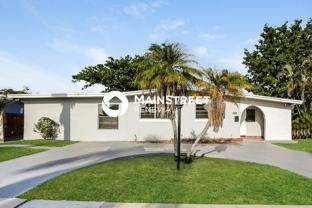 5835 Southwest 117th Avenue - Photo 1 of 1