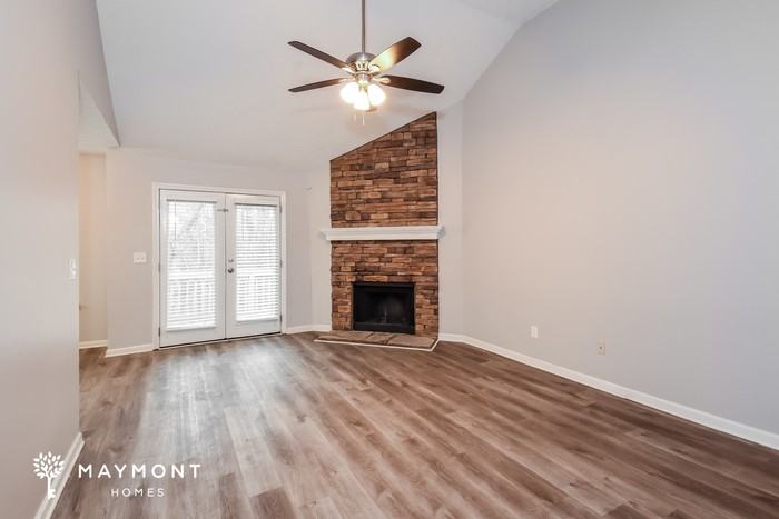 329 Hillcrest Ln - Photo 6 of 13