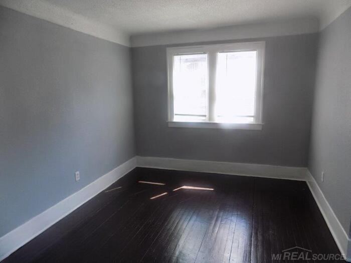 6334 Tuxedo Street - Photo 3 of 16