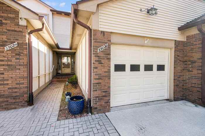 35020 Hidden Cove Court #19 - Photo 2 of 17