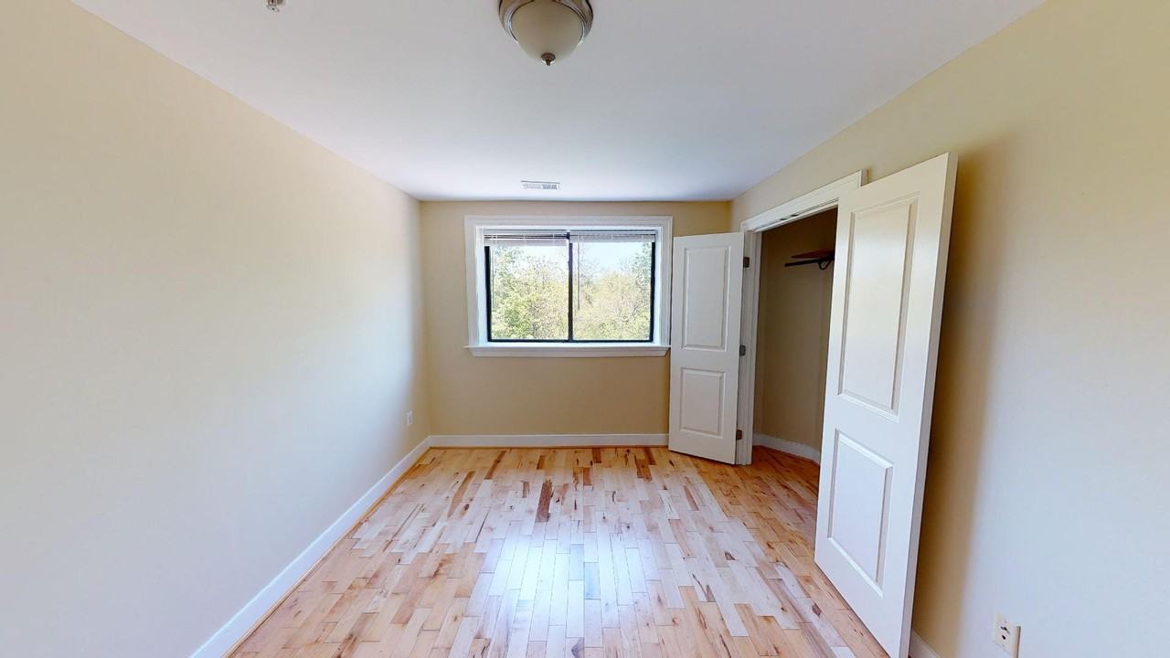 306 Atlantic St Se #7 - Photo 3 of 10