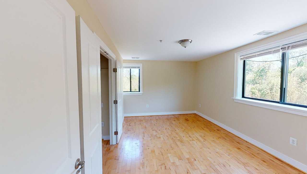 306 Atlantic St Se #7 - Photo 6 of 10