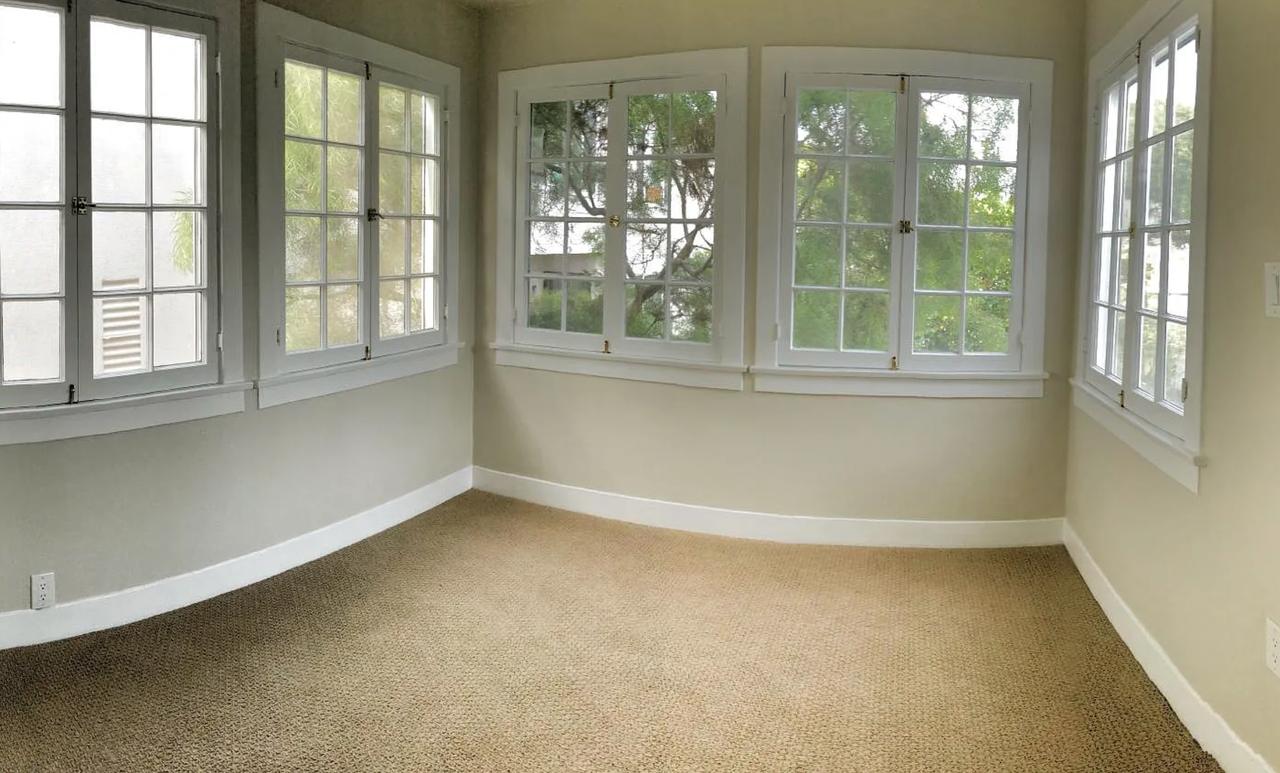 942 20th St #B - Photo 5 of 9