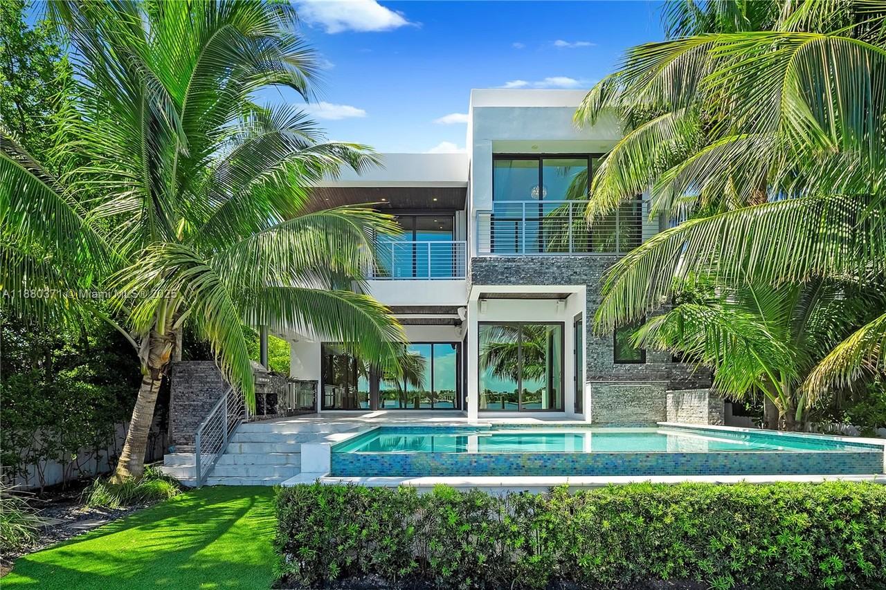 1311 Stillwater Dr #NA - Photo 2 of 14