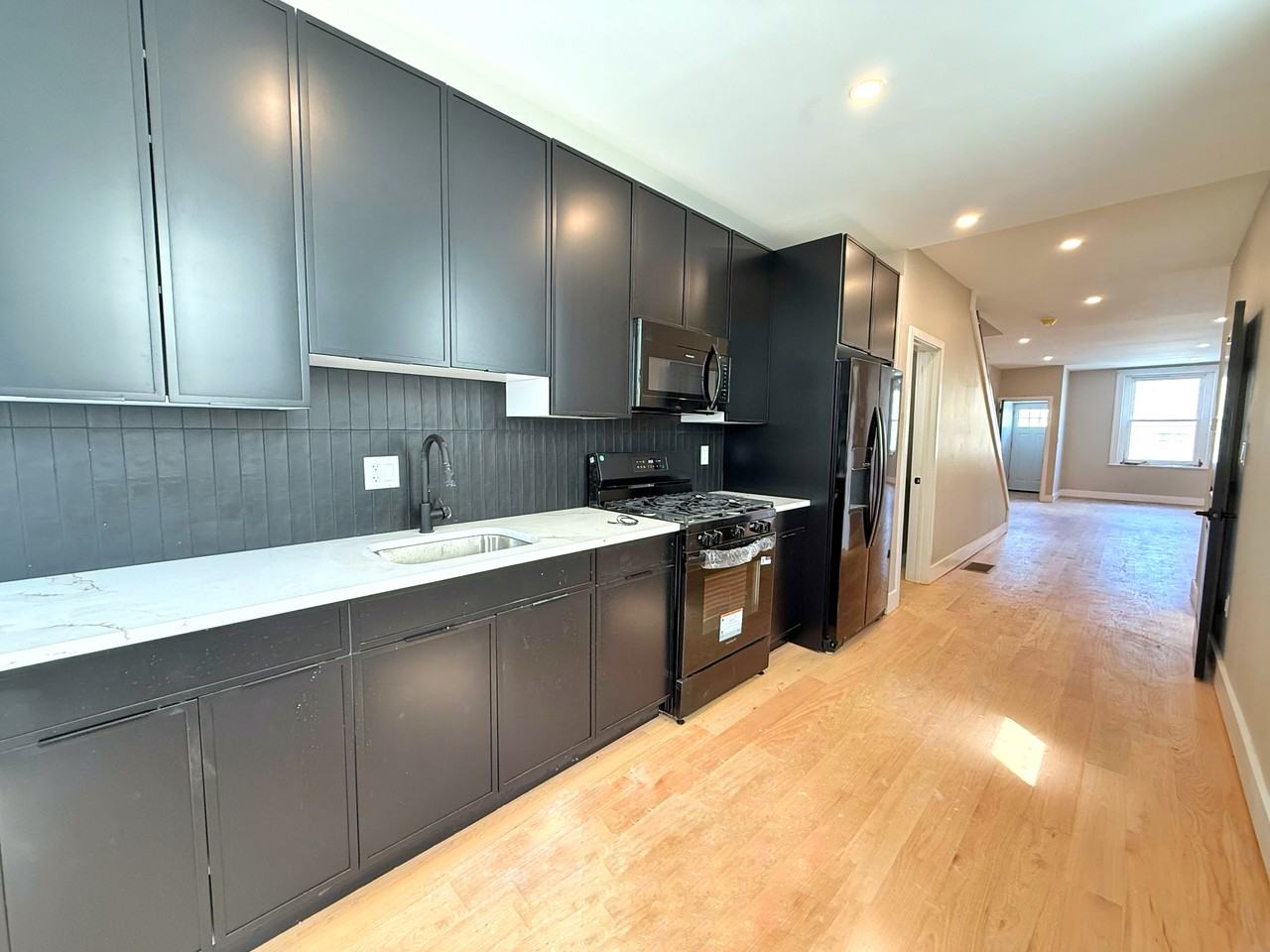 2302 E Lehigh Ave #NA - Photo 4 of 24