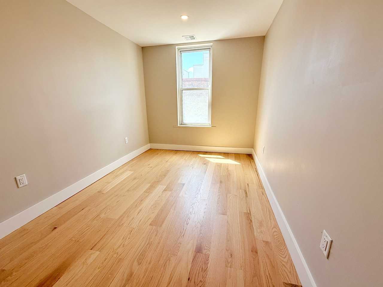 2302 E Lehigh Ave #NA - Photo 5 of 24