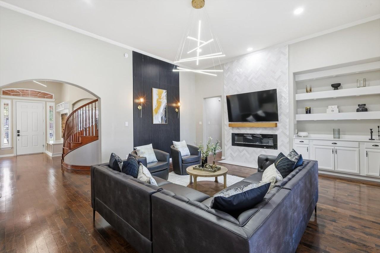 4843 Golfside Drive #NA - Photo 4 of 50