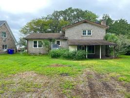 featured image of 1914 Capri Drive #NA