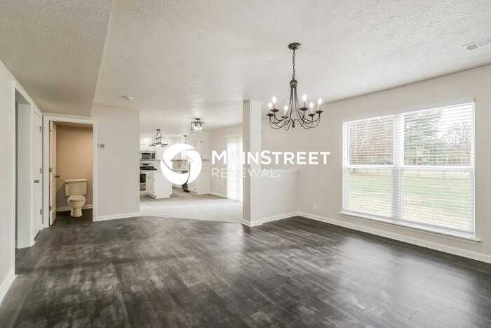 10102 Spring Gate Drive - Photo 6 of 19