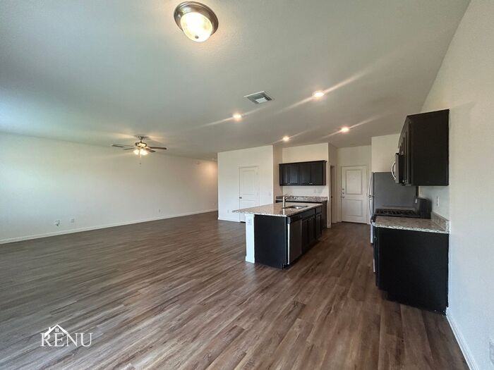 5135 Firefly Hls - Photo 3 of 20