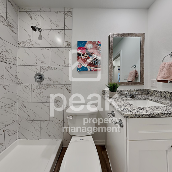 1201 Boxwood Ln - Photo 5 of 13