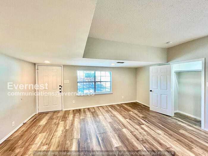 415 West Light Street - Photo 2 of 20
