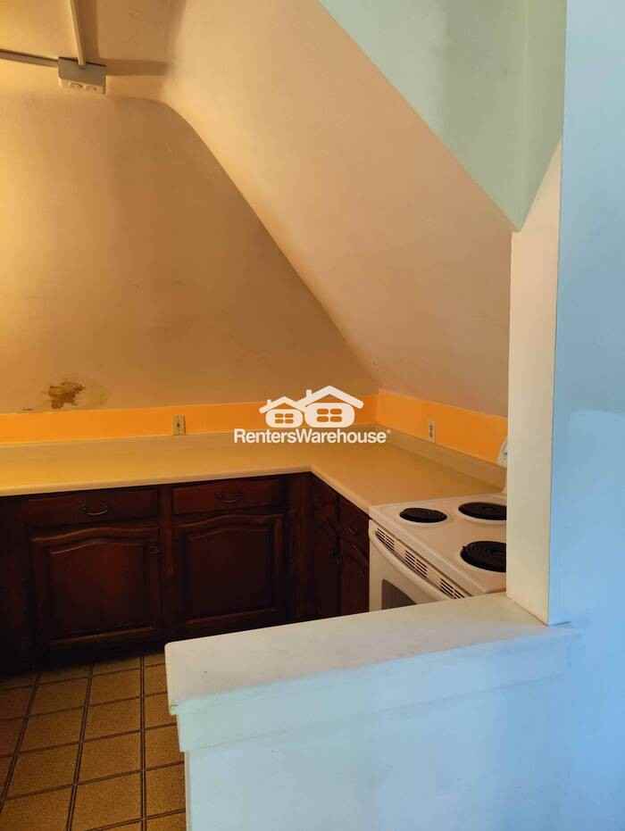 2822 Portland Ave - Photo 5 of 10