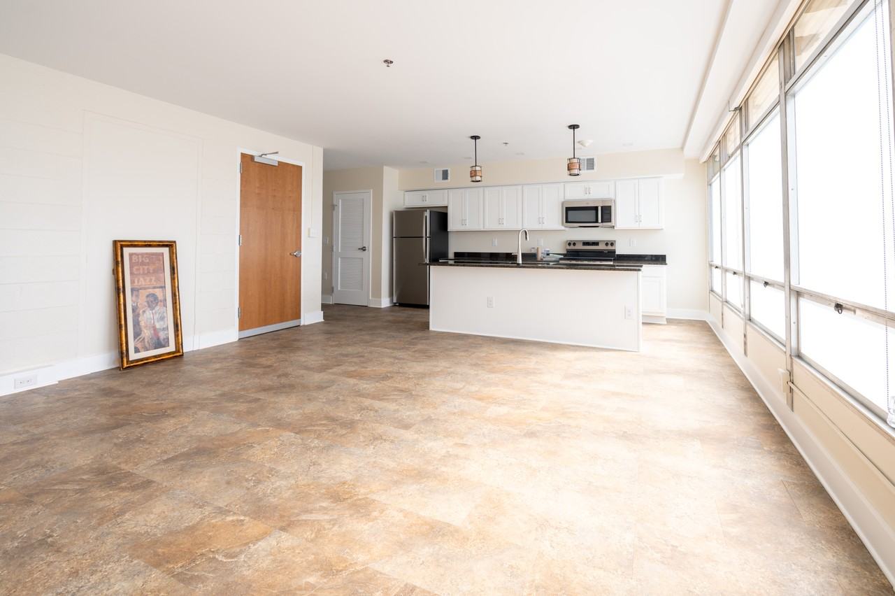 Calvary Rd Nw #A - Photo 2 of 9