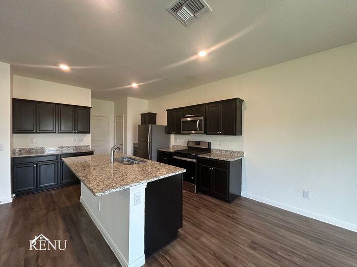 5046 Firefly Hls - Photo 3 of 20