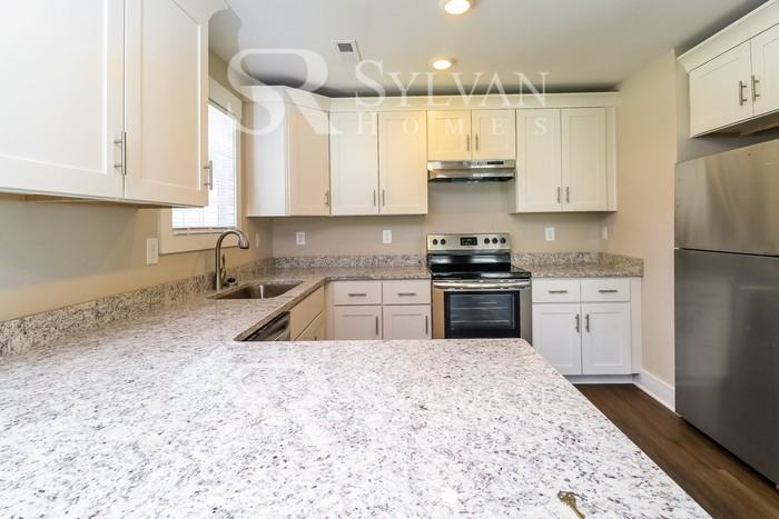 515 Kings Mountain St - Photo 6 of 15