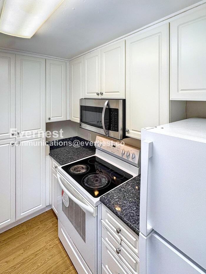 2520 Walters Way #22 - Photo 4 of 28