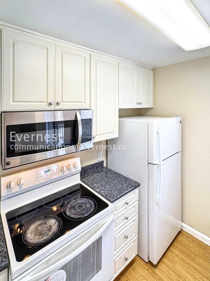 2520 Walters Way #22 - Photo 6 of 28