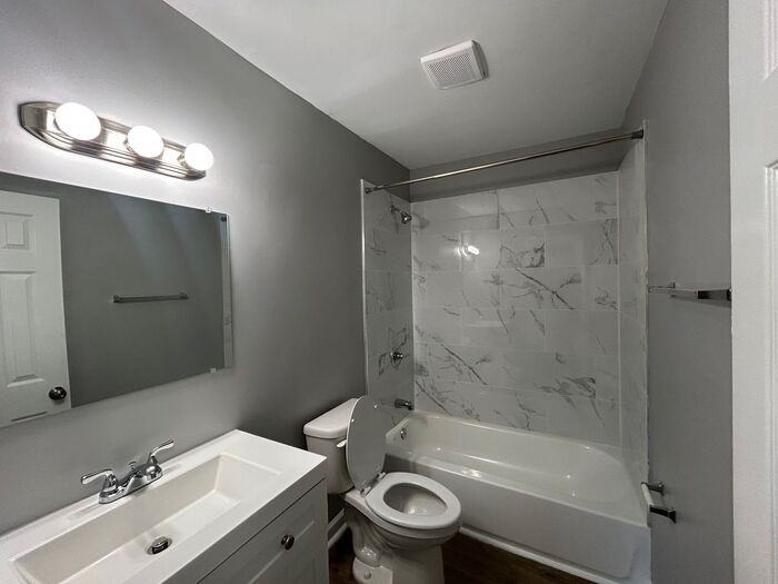 2500 Ridgely Street - Photo 7 of 11