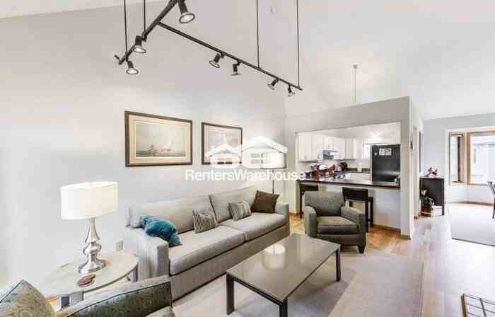 2866 Kenwood Isles Drive - Photo 6 of 18