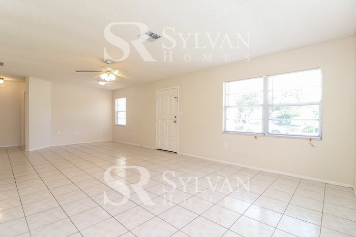 6200 Central Ave - Photo 2 of 15