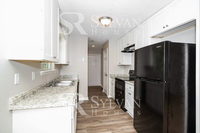 105 Woodridge Dr - Photo 5 of 15