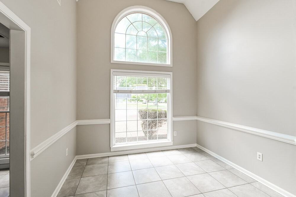 9922 Lacee Ln - Photo 7 of 16