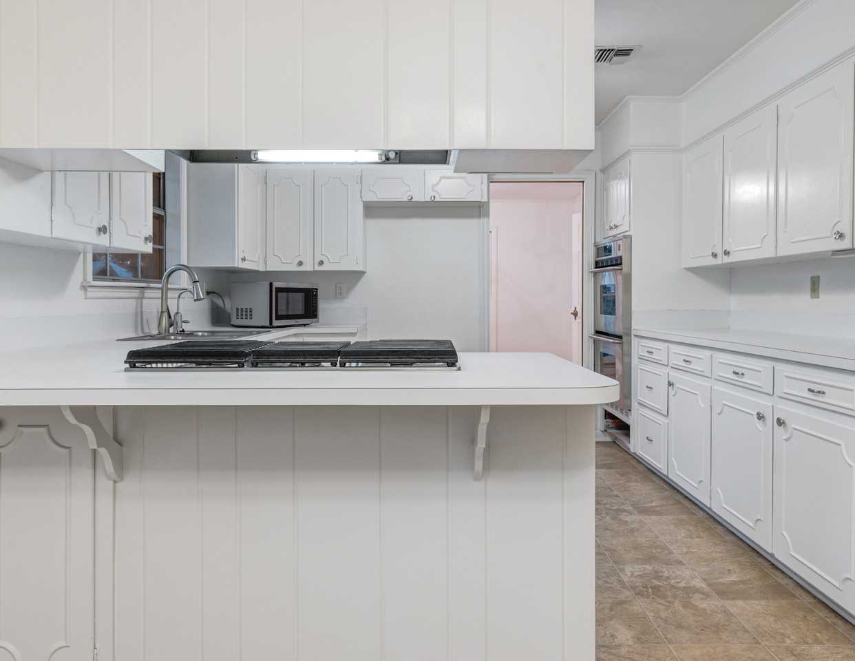 225 Aurore Ave #NA - Photo 3 of 16