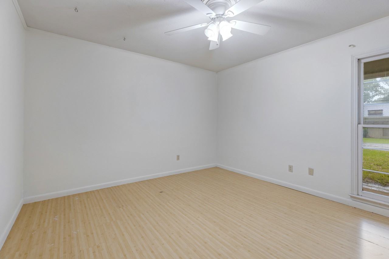 225 Aurore Ave #NA - Photo 6 of 16