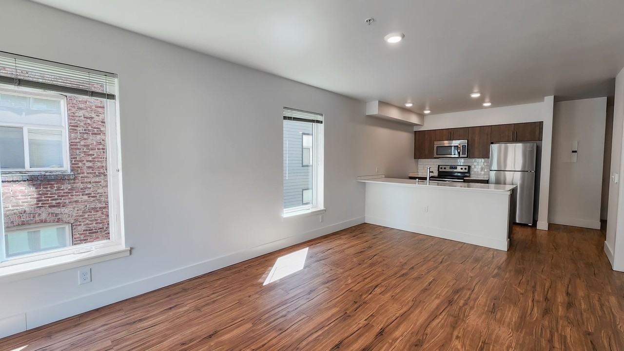 Dunn Motors Building - Photo 6 of 41