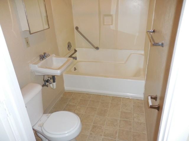 408 Monroe Avenue #510 - Photo 3 of 9