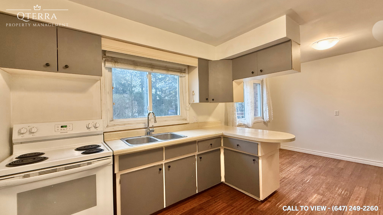 163 Kinzie Ave, Kitchener, Ontario N2A 2J9 - Photo 2 of 17